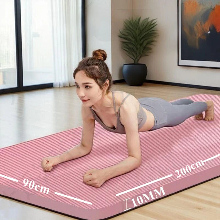 Dicke Fitnessmatte auf 200 cm x 90 cm schwar und grün