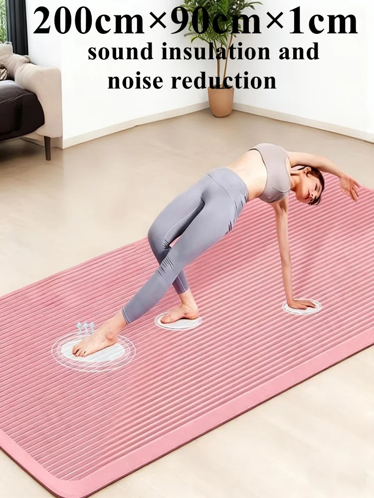 Dicke Fitnessmatte auf 200 cm x 90 cm schwar und grün